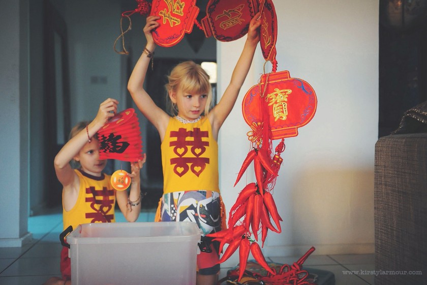 picture of kids with oriental decor by Kirsty Larmour 12