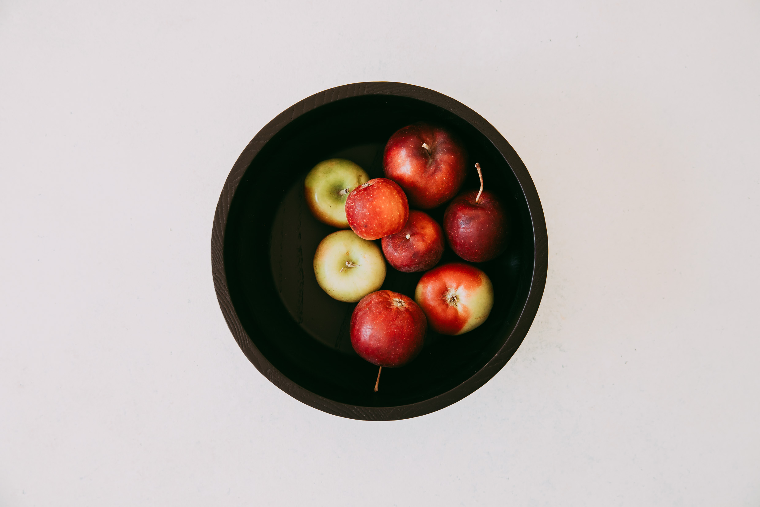 bowl-of-fruit-centered-composition-kristin-dokoza