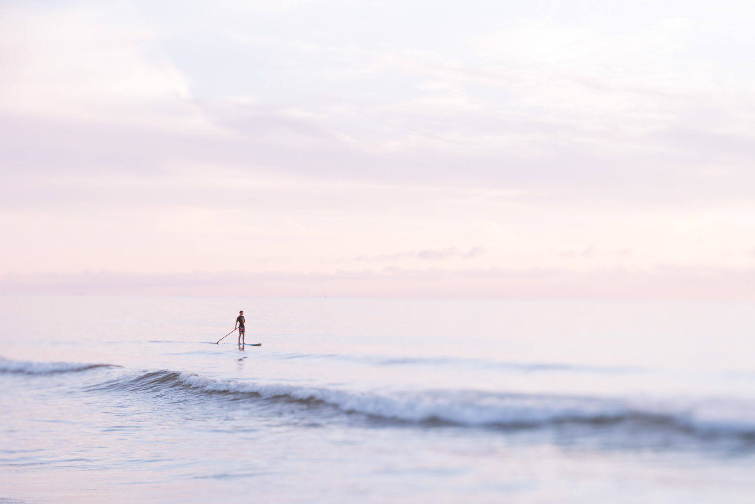 Lone Paddler at Sandbridge © Jennifer Carr Photography Virginia Beach